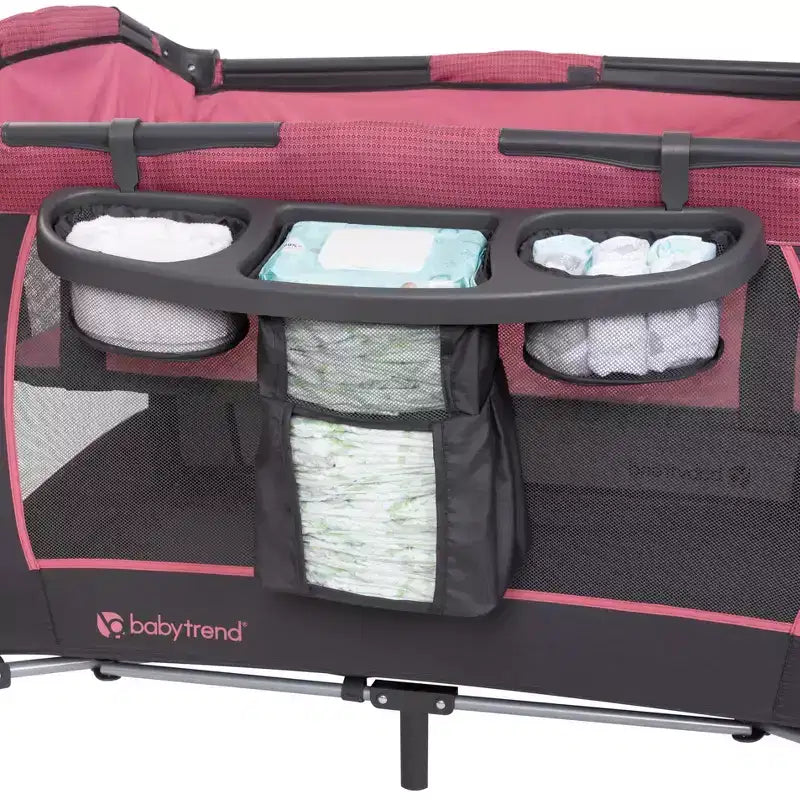 Nursery Center Playard For Twins - Cozy Berry: Materassino in schiuma, Struttura in metallo, Capacità 30 libbre