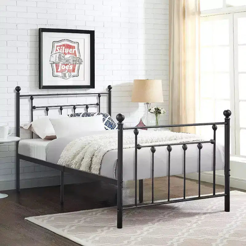 Struttura Letto a Piattaforma Matrimoniale/Doppia/Queen Size in Metallo con Testiera e Pediera, Telaio Letto Industriale, Nessuna Rete a Molle Necessaria, Spazio di Archiviazione